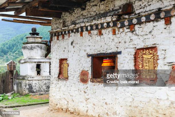 traditional bhutanese temple architecture, bhutan - ipek morel stock pictures, royalty-free photos & images