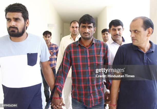 Special Task Force arrested Pradeep Lohar alias Kala , carrying a reward of Rs 1.50 lakh on his head, who was on the list of most-wanted criminals in...