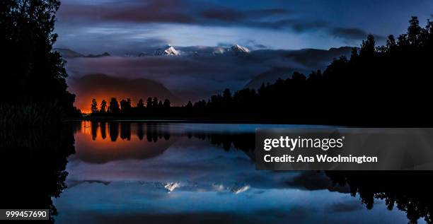 lake matheson - ana silva stock pictures, royalty-free photos & images