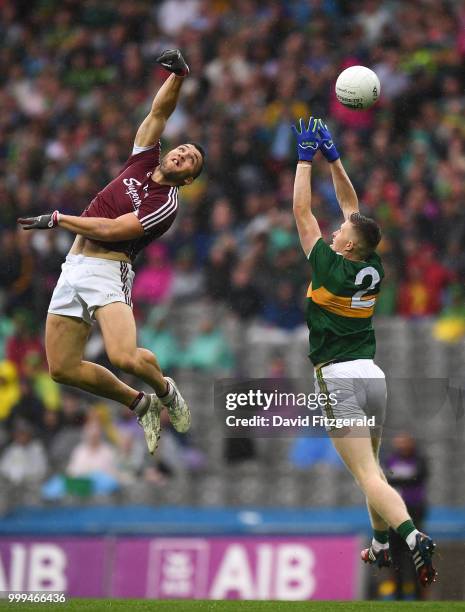 Dublin , Ireland - 15 July 2018; Damien Comer of Galway in action agaisnt Jason Foley of Kerry during the GAA Football All-Ireland Senior...