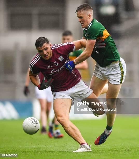 Dublin , Ireland - 15 July 2018; Damien Comer of Galway in action against Jason Foley of Kerry during the GAA Football All-Ireland Senior...