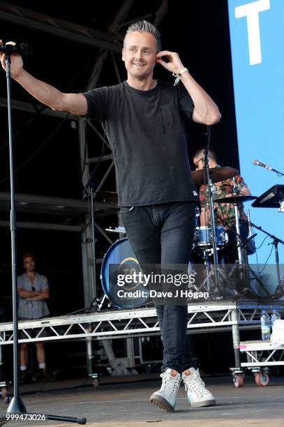 Tom Chaplin performs on stage as Barclaycard present British Summer Time Hyde Park at Hyde Park on July 15, 2018 in London, England.