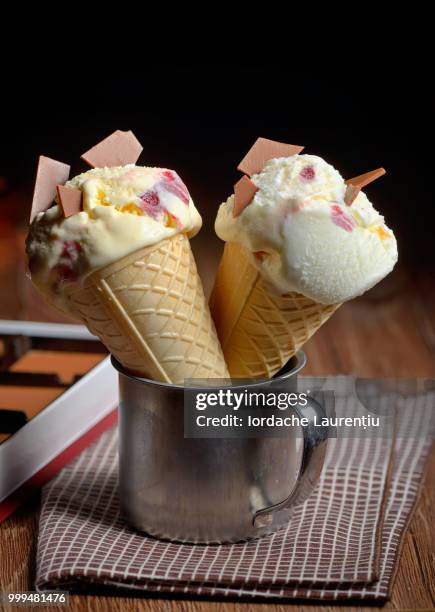 two ice cream cones - icehorn stock pictures, royalty-free photos & images