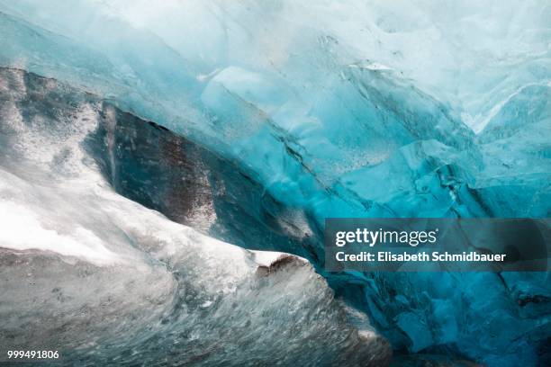 ice cave in the vatnajoekull glacier, vatnajoekull national park, iceland - skaftafell national park stock pictures, royalty-free photos & images