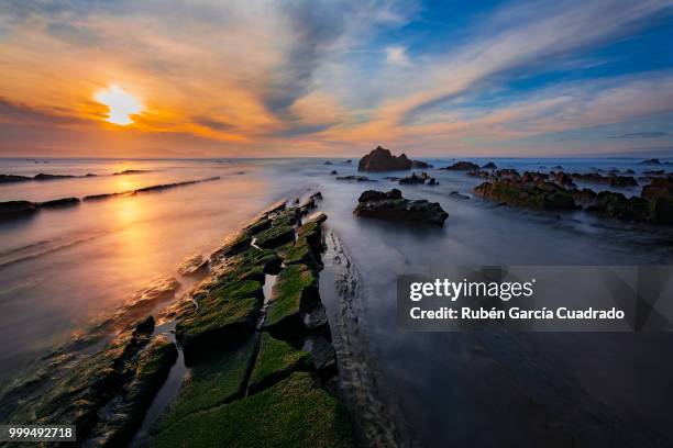 barrika - cuadrado stock pictures, royalty-free photos & images