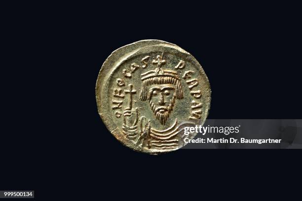 gold solidus, byzantine emperor foca - foca 個照片及圖片檔