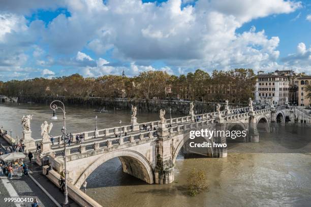 ponte sant'angelo, tiber with high water, rome, lazio, italy - old angelo stock pictures, royalty-free photos & images