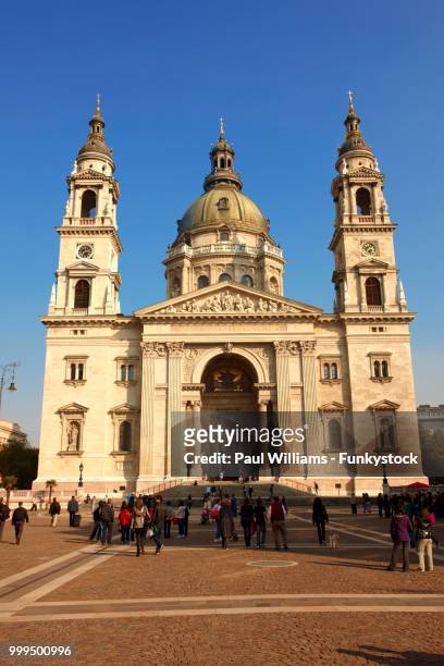 neo classical st stephen's basilica or szent istvan bazilika, budapest, hungary - neo stock pictures, royalty-free photos & images