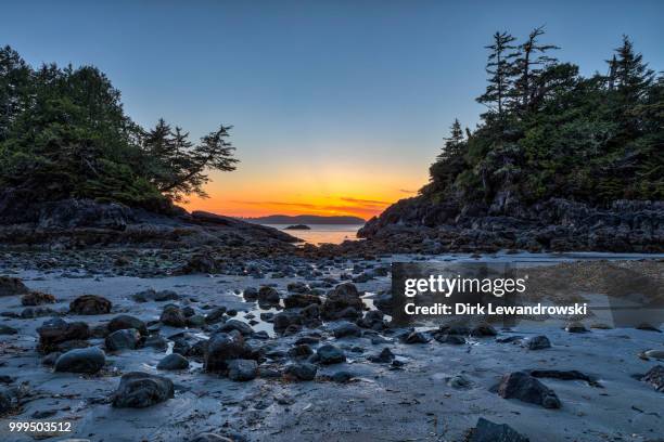 sundown, crystal cove - dirk fotografías e imágenes de stock