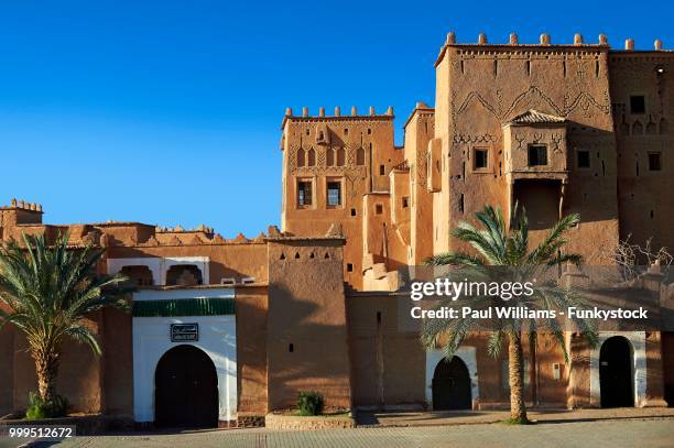 exterior of the mud brick taourirt kasbah built by pasha glaoui, unesco world heritage site, ouarzazate, morocco - kasbah of taourirt stock pictures, royalty-free photos & images