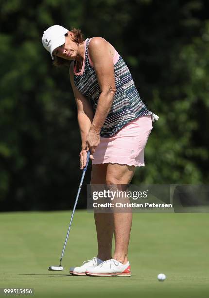 Juli Inkster putts on the seventh green during the final round of the U.S. Senior Women's Open at Chicago Golf Club on July 15, 2018 in Wheaton,...