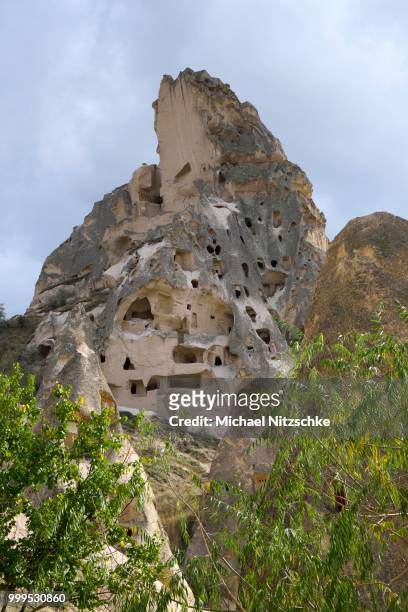 rock castle of uchisar, nevsehir province, cappadocia, turkey - nevşehir province stock-fotos und bilder
