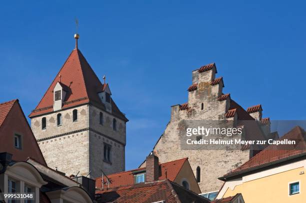 patrician goldener turm, middle of the 13th century., regensburg, upper palatinate, bavaria, germany - turm stock pictures, royalty-free photos & images