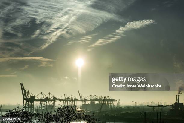 port of hamburg - jonas weinitschke stock pictures, royalty-free photos & images