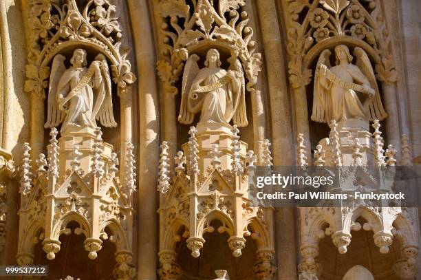 neo-gothic statues of zagreb cathedral, zagreb, croatia - neo stock pictures, royalty-free photos & images