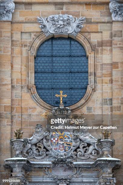 coat of arms of friedrich carl von schoenborn above the entrance of the goessweinstein pilgrimage church of the holy trinity, consecrated in 1739, built by architect baltasar neumann, goessweinstein, upper franconia, bavaria, germany - rappresentazione di animale foto e immagini stock
