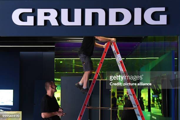 Construction workers are busy on the IFA fair premises in Berlin, Germany, 30 August 2017. The International Berlin Radio Show IFA will start on the...