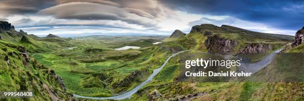 rocky landscape of quiraing, trotternish ridge, isle of skye, scotland, united kingdom - ハイランド諸島 ストックフォトと画像