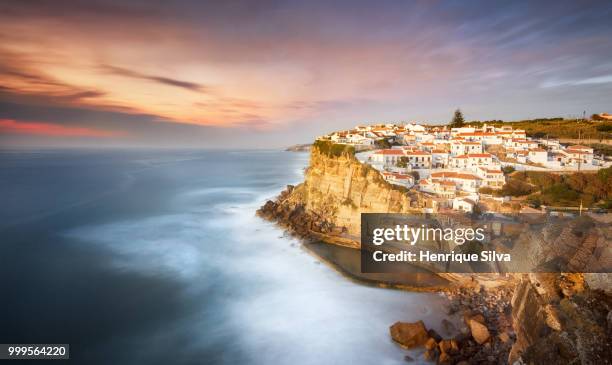 azenhas do mar - vista do mar foto e immagini stock