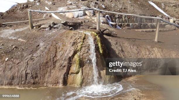 colina hot spring - colina stockfoto's en -beelden