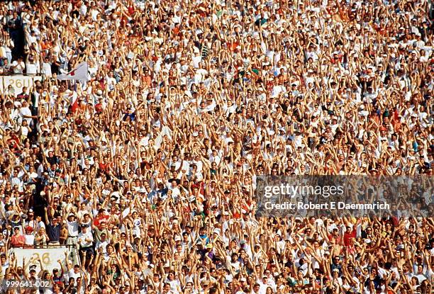 sports crowd, full frame - stadium crowd stock pictures, royalty-free photos & images