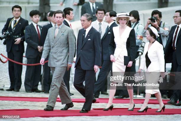 Prince Charles, Prince of Wales and Princess Diana, Princess of Wales attend the welcome ceremony with Japanese Prime Minister Yasuhiro Nakasone and...