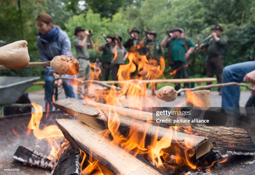 Cologne hunters at Gut Leidenhausen