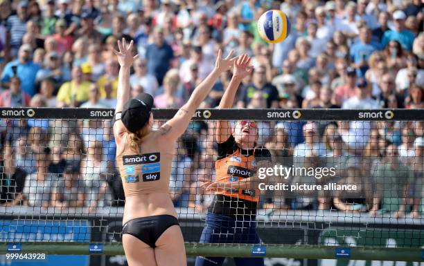 Julia Sude playing Melanie Gernert in the final of the German Beach Volleyball Championships in Timmendorfer Strand, Germany, 2 September 2017....