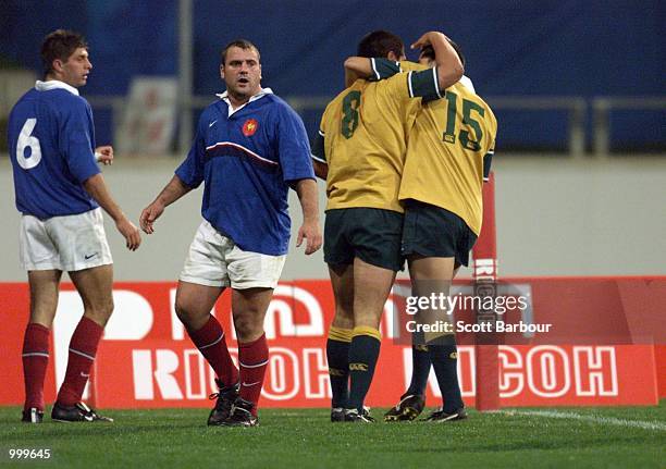 Australia celebrate try in the Australia v France match at the Ricoh 2001 Southern Hemisphere Under 21 Championships held at Sydney Showground,...