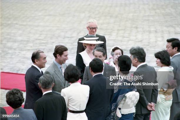 Prince Charles, Prince of Wales and Princess Diana, Princess of Wales attend the welcome ceremony with Japanese Prime Minister Yasuhiro Nakasone and...