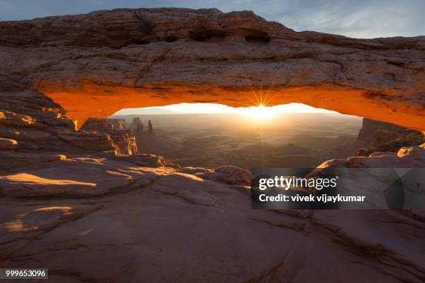 mesa arch - mesa arch imagens e fotografias de stock