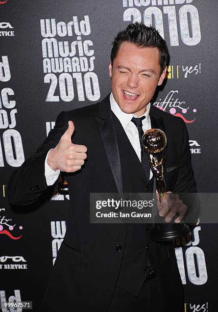 Tiziano Ferro poses in the press room during the World Music Awards 2010 at the Sporting Club on May 18, 2010 in Monte Carlo, Monaco.