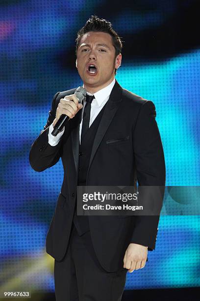 Tiziano Ferro performs at the World Music Awards 2010 held at the Sporting Club Monte-Carlo on May 18, 2010 in Monte-Carlo, Monaco.