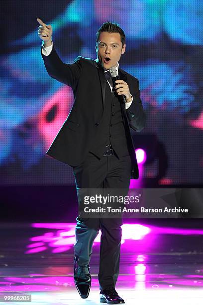 Singer Tiziano Ferro performs onstage during the World Music Awards 2010 at the Sporting Club on May 18, 2010 in Monte Carlo, Monaco.