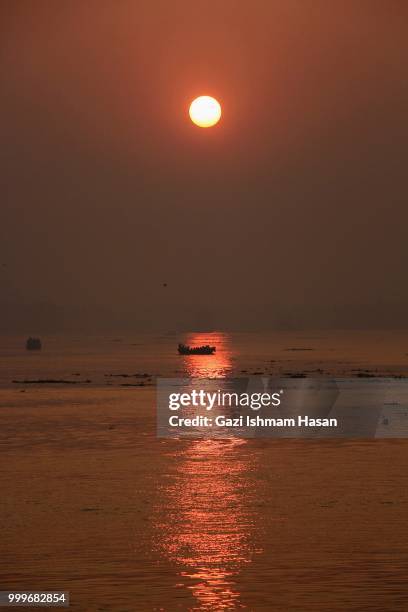 Yakin Rupsha 15 Rupsha River Stock Photos, High-Res Pictures, and Images - Getty Images