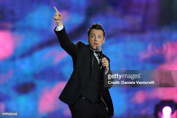 Singer Tiziano Ferro performs onstage during the World Music Awards 2010 at the Sporting Club on May 18, 2010 in Monte Carlo, Monaco.