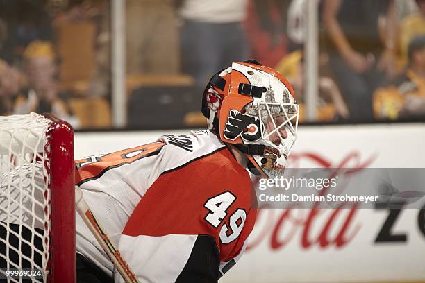 Philadelphia Flyers goalie Michael Leighton during Game 7 vs Boston Bruins. Boston, MA 5/14/2010 CREDIT: Damian Strohmeyer