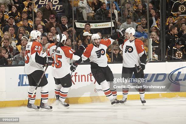 Philadelphia Flyers Simon Gagne victorious with teammates after scoring goal vs Boston Bruins. Game 5. Boston, MA 5/10/2010 CREDIT: Damian Strohmeyer
