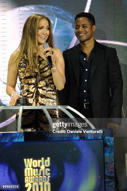 Singer/actress Jennifer Lopez and actor Cuba Gooding Jr. Speak on stage during the World Music Awards 2010 at the Sporting Club on May 18, 2010 in...