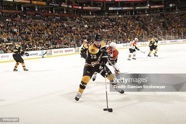 Boston Bruins Michael Ryder in action vs Philadelphia Flyers James van Riemsdyk . Game 5. Boston, MA 5/10/2010 CREDIT: Damian Strohmeyer