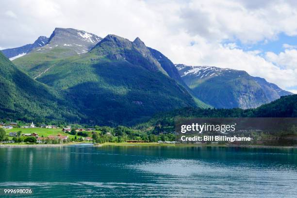 olden-loen - olden foto e immagini stock