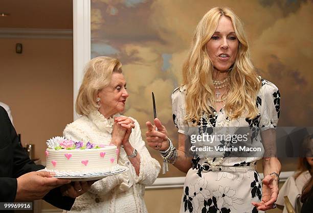 Barbara Davis and actress Alana Stewart attends the Carousel of Hope kickoff luncheon on May 18, 2010 in Beverly Hills, California.