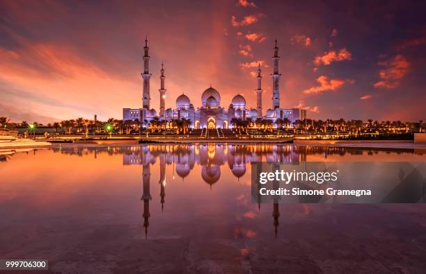 sheikh zayed grand mosque - zayed stock pictures, royalty-free photos & images