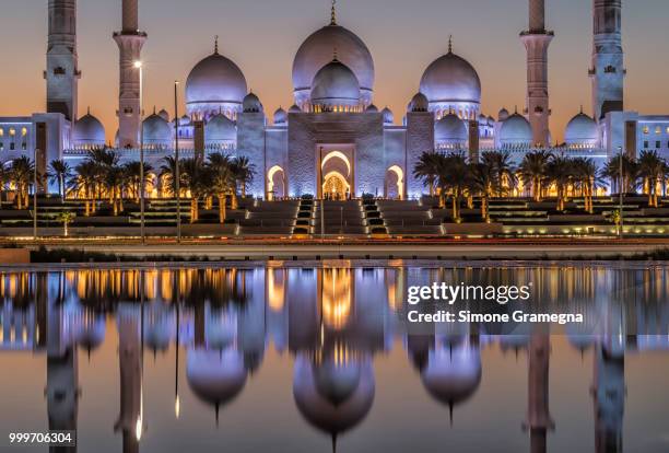 sheikh zayed grand mosque - zayed stock-fotos und bilder