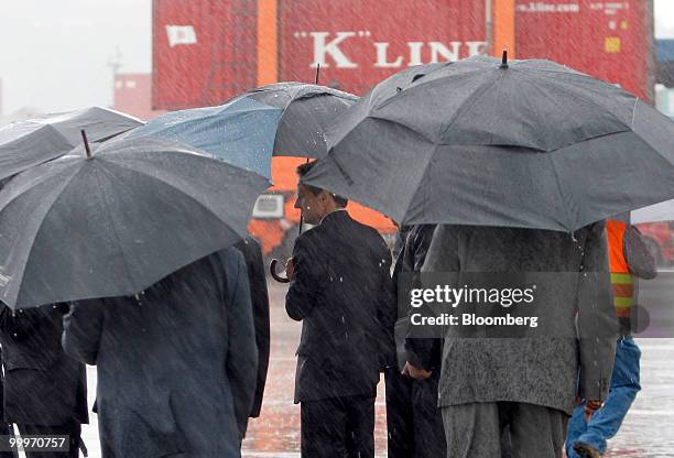 Timothy Geithner, U.S. Treasury secretary, tours the Port of Tacoma Marine Terminal in Tacoma, Washington, U.S., on Tuesday, May 18, 2010. Geithner...