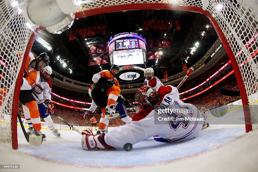Montreal Canadiens v Philadelphia Flyers - Game Two