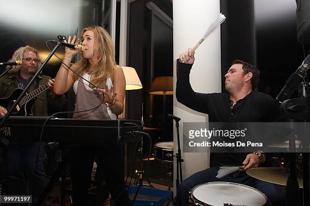 Rachel Platten performs during the first anniversary presentation of Music Unites at The Cooper Square Hotel on May 17, 2010 in New York City.