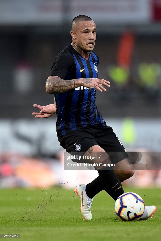 Radja Nainggolan of FC Internazionale in action during the...