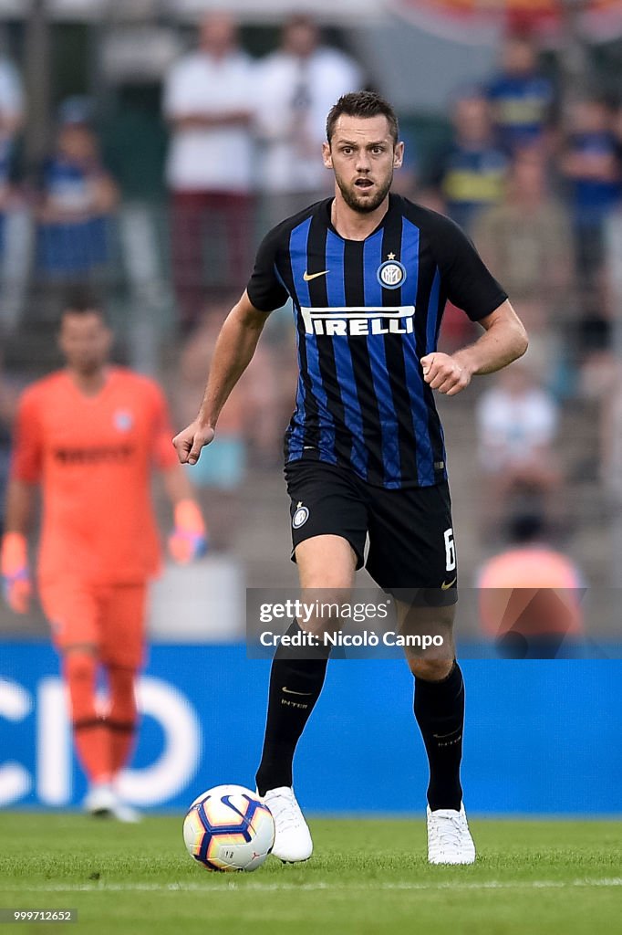 Stefan De Vrij of FC Internazionale in action during the...