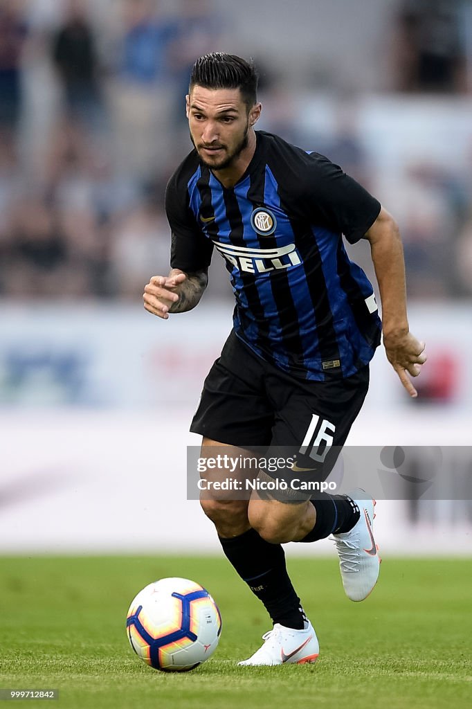 Matteo Politano of FC Internazionale in action during the...